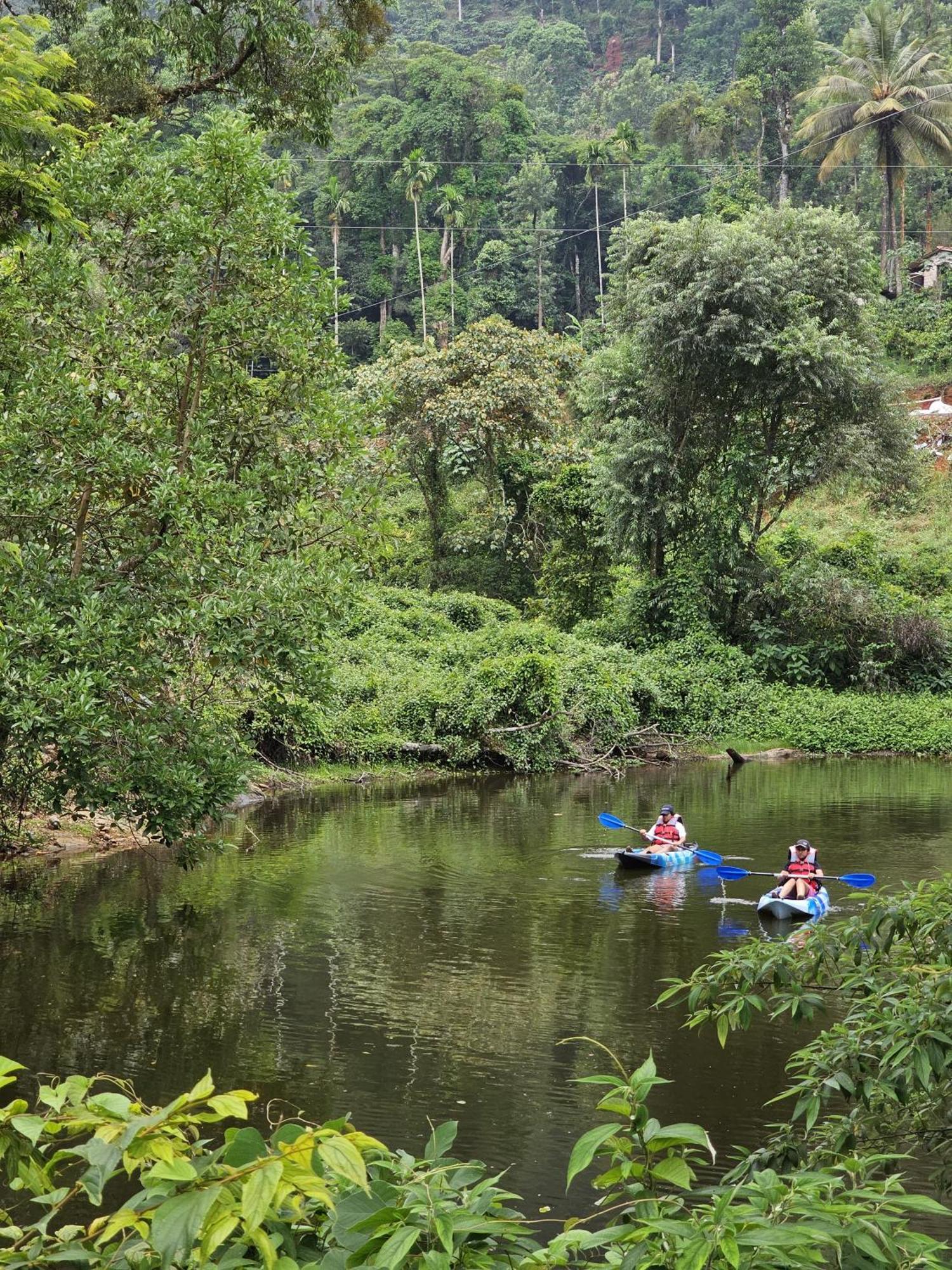 Misty Woods Resort Kakkabe Luaran gambar